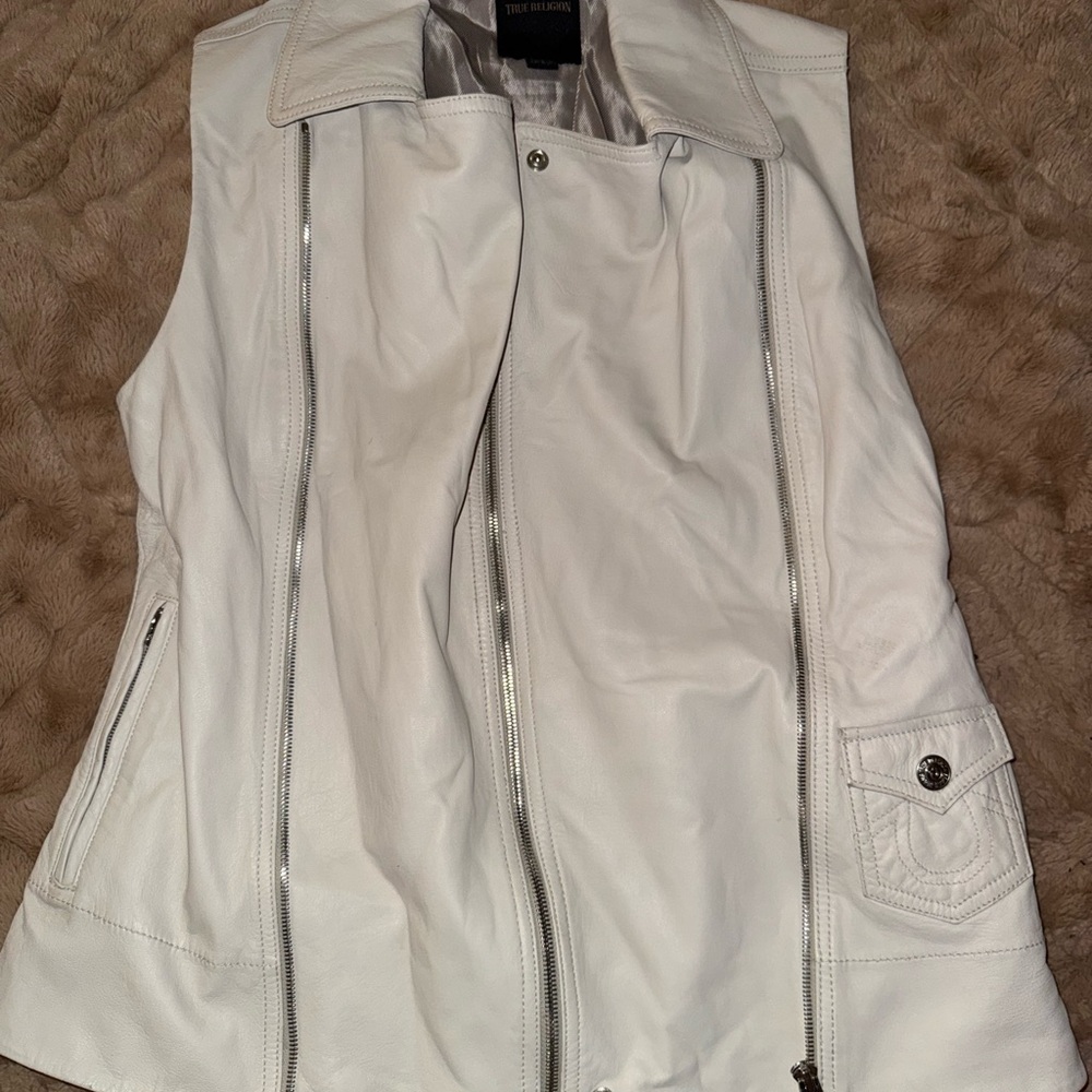 True Religion Cream Vest with Stand-Up Collar and Zipper Closure